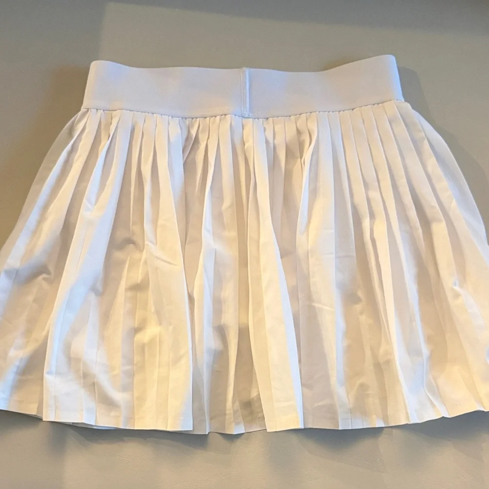 ALO Yoga White Mini Skirt
